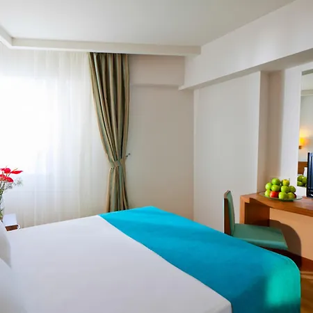 Grand Park Lara 4* Antalya