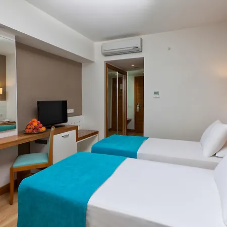Szálloda Grand Park Lara 4*