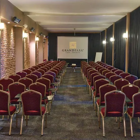 Grand Park Lara Szálloda 4*