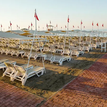 Grand Park Lara 4*