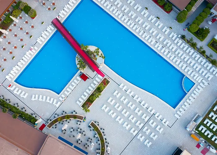 Grand Park Lara 4* Αττάλεια