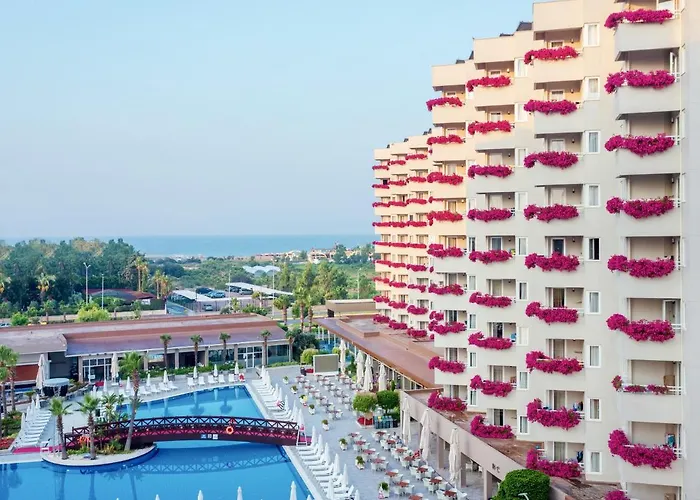 Ξενοδοχείο Grand Park Lara 4*