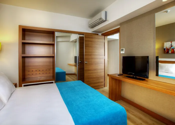 Grand Park Lara Ξενοδοχείο 4*