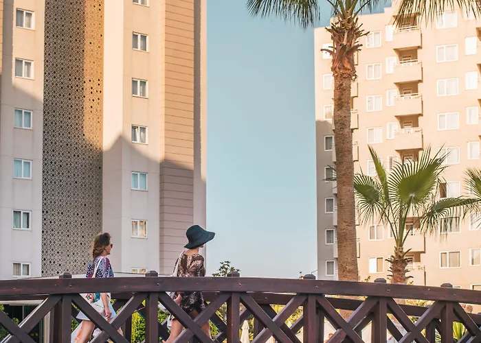 Grand Park Lara 4* Αττάλεια