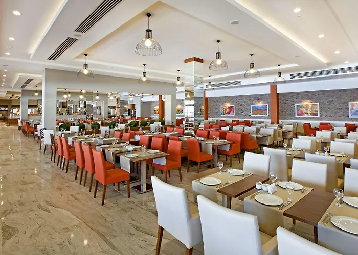 Grand Park Lara 4* Αττάλεια