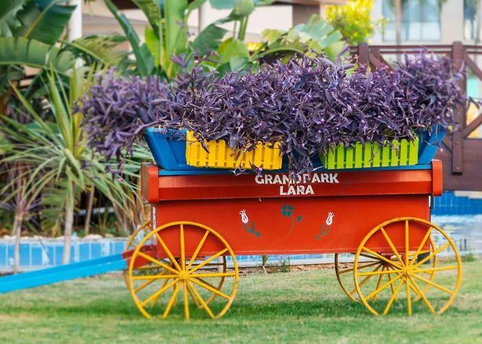 Grand Park Lara Hotel