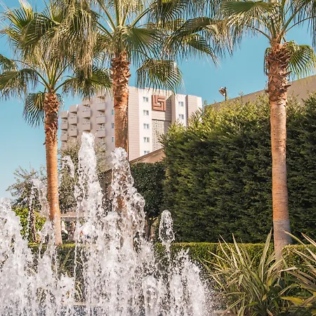 Grand Park Lara Hotell