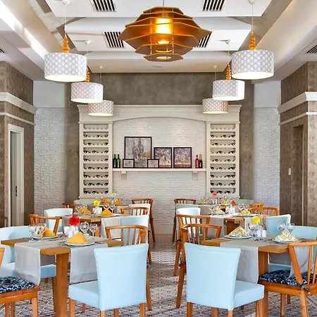 ホテル グランド パーク ララ アンタルヤ